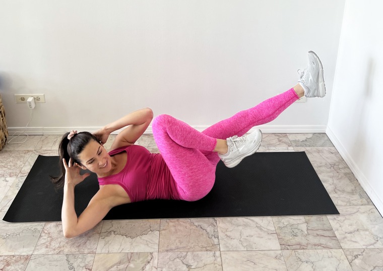 Workout Wednesday - Leg Stretches Part 2 - OncoLink Cancer Blogs