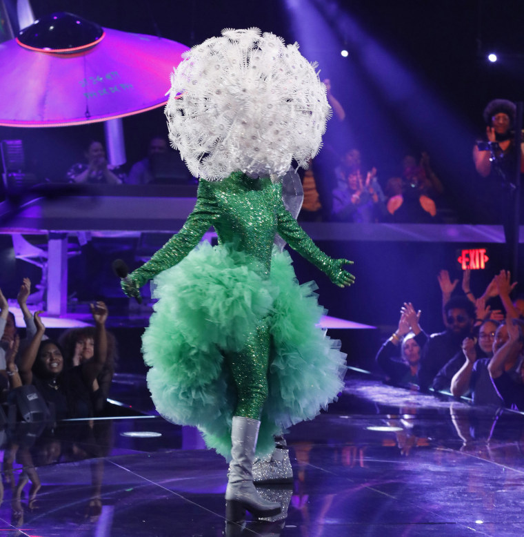 Who was unmasked on 'The Masked Singer' last night (11/10/21)? 