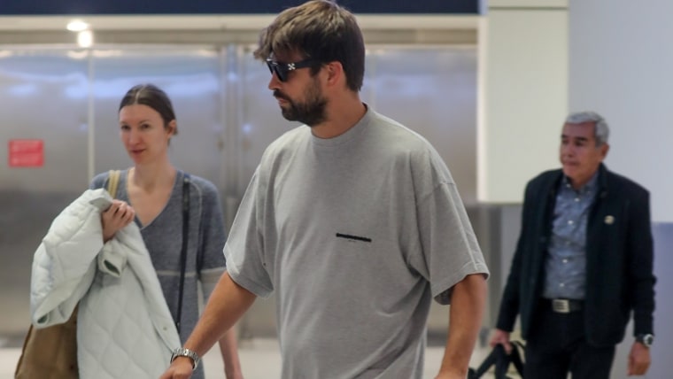 Piqué visita a sus hijos