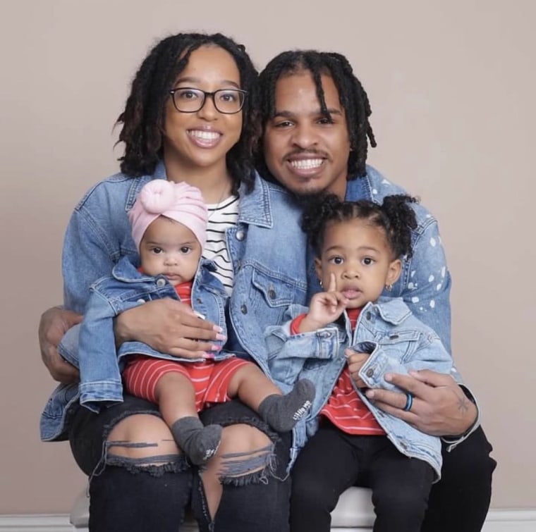 Keith Lee avec sa femme Ronni Lee et leurs enfants Karter et Riley.