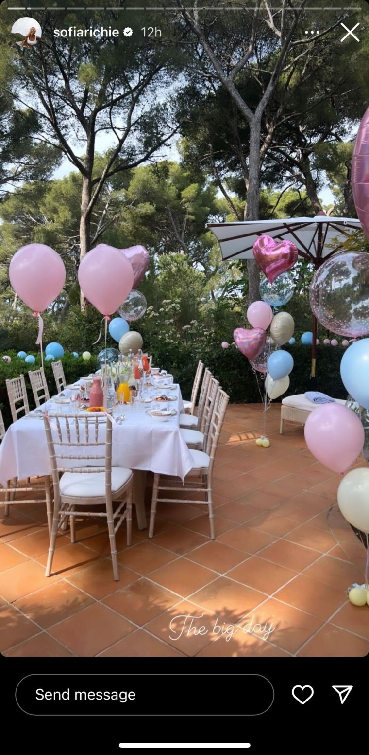 Sofia Richie posts a picture of her bridal brunch the day of her wedding April 22 on her Instagram Story.