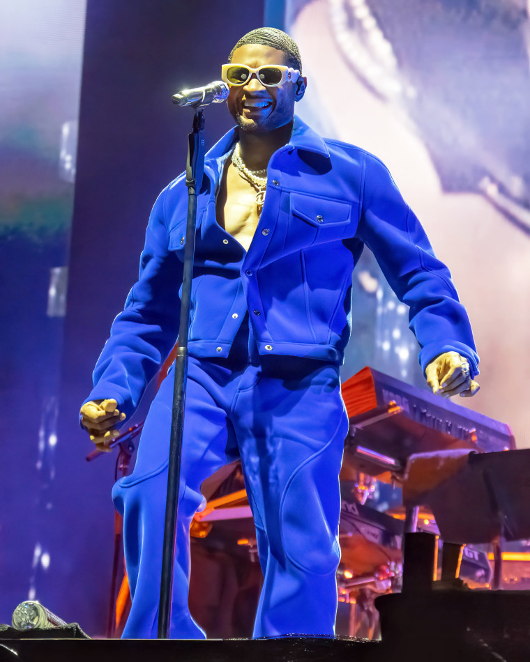 Usher performs during the 2023 Dreamville Festival on April 01, 2023 in Raleigh, NC.
