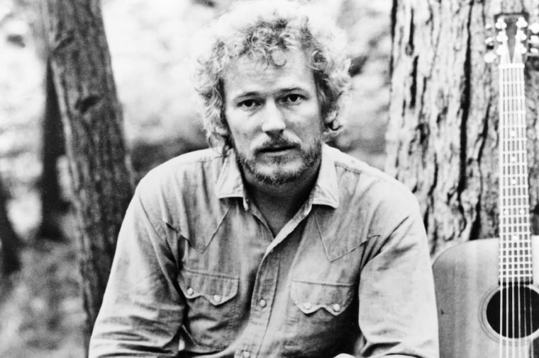 1974:  Canadian singer and songwriter Gordon Lightfoot poses for a publicity still to promote his album 'Sundown' on Reprise records.