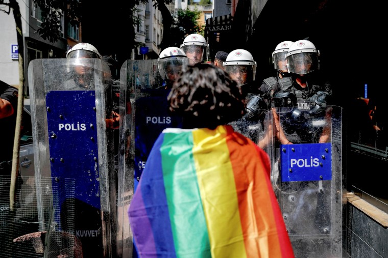 Turkish police forcibly intervened in a Pride march in Istanbul, detaining dozens of demonstrators.