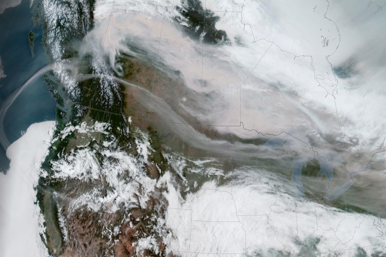 Smoke from the fires sweeping over southern Canada as well as North Dakota, Minnesota, and several other states on Monday. 