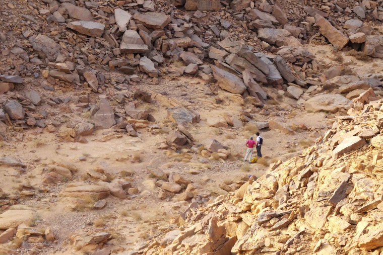 Collapsed boulders in Jebel az-Zilliyat, Saudi Arabia, where two desert kite engravings have been discovered. The engravings reveal a hitherto unknown architectural sophistication in Stone Age people.