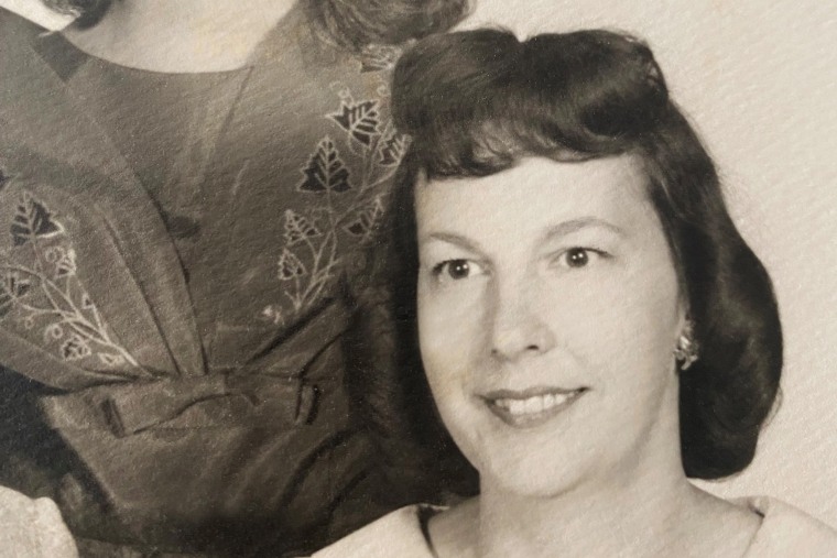 Police identify remains of Arizona woman strangled and left in trunk in Florida in 1969