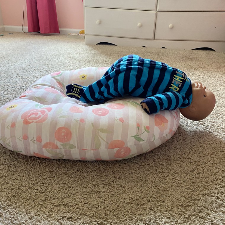 Boppy store infant lounger