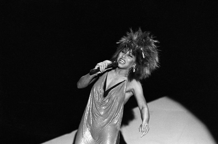 Tina Turner at the 1985 Grammy Awards.