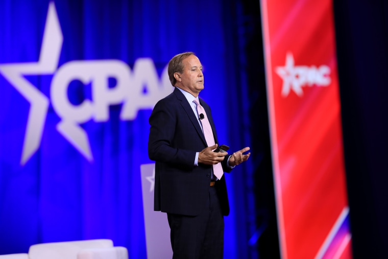 Ken Paxton, fiscal general de Texas, habla durante la Conferencia de Acción Política Conservadora (CPAC) en Dallas, Texas, el viernes 5 de agosto de 2022.
