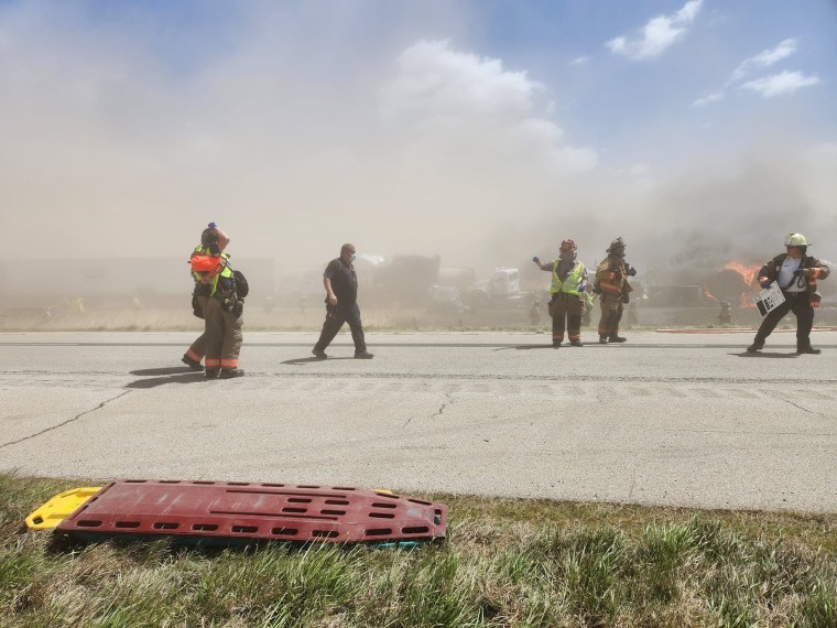 6 Dead, Dozens Injured After Illinois Dust Storm Causes Deadly Pileup