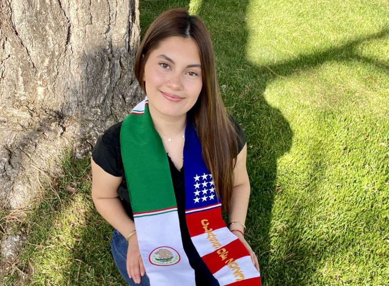 Naomi Peña Villasano, de 18 años, se gradúa el sábado 27 de mayo en la escuela secundaria Grand Valley, en Colorado.