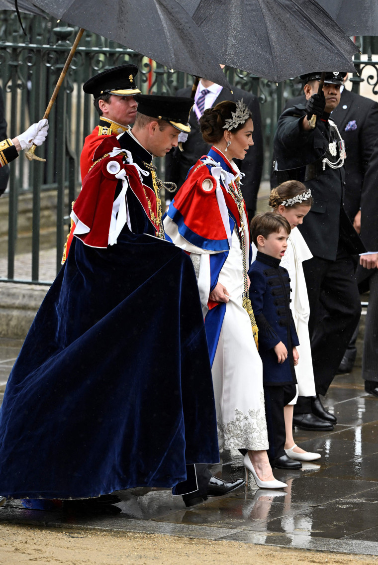 Le prince britannique William, prince de Galles, la britannique Catherine, princesse de Galles, la princesse britannique Charlotte de Galles et le prince britannique Louis de Galles