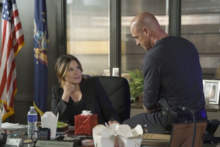 Mariska Hargitay as Captain Olivia Benson, Christopher Meloni as Det. Elliot Stabler