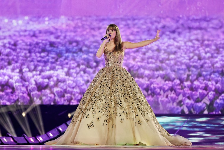 Taylor Swift sets Billboard Hot 100 record, announces 27-date U.S. stadium  tour