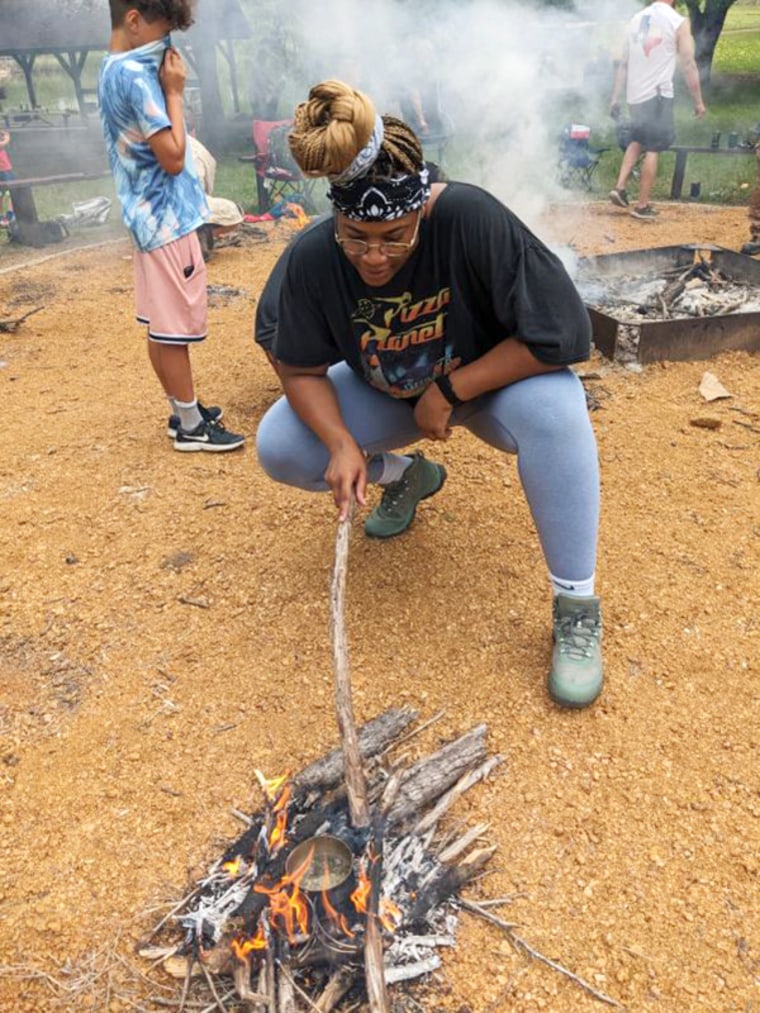 Black Women's Hiking Groups Find Healing — And Sometimes Racism — On Trails  : Shots - Health News : NPR