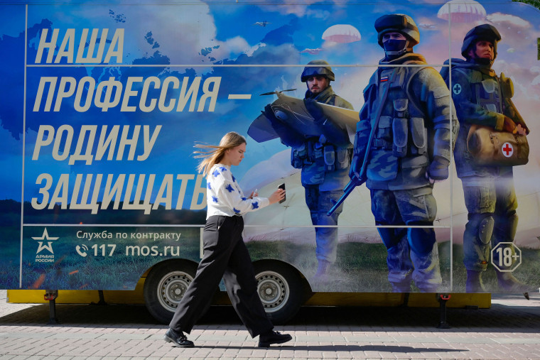 Russia Ukraine War Moscow Daily Life