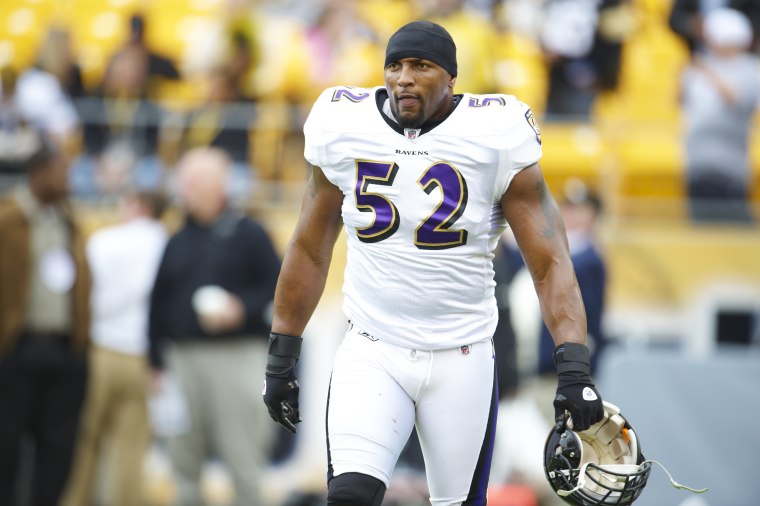 Ray Lewis before game in Pittsburgh