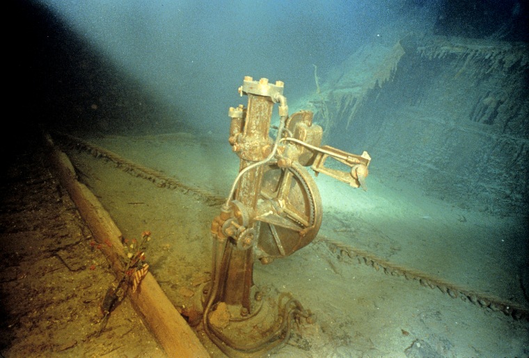 Image: The steering motor on the bridge of the Titanic.