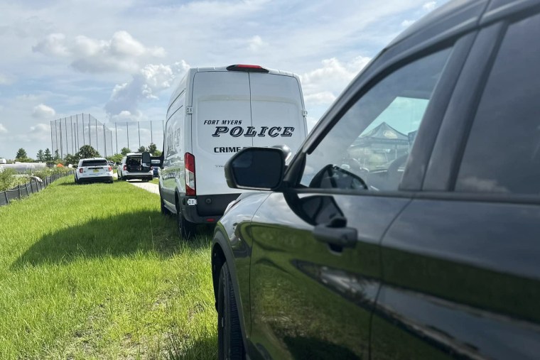 5 adolescents tués après que la voiture ait plongé dans l'étang de rétention de la Floride