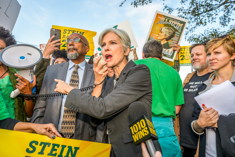 Green Party candidate Dr. Stein Stein holds a "People's Debate" outside Hofstra University on Sept. 26, 2016, in New York, because she was barred from the presidential debate.