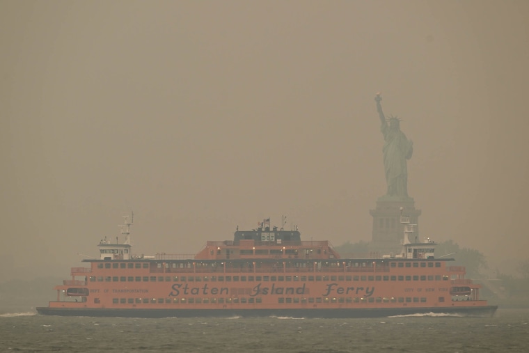 Yankees Stadium shrouded in smoke from Canada wildfire in eerie scene