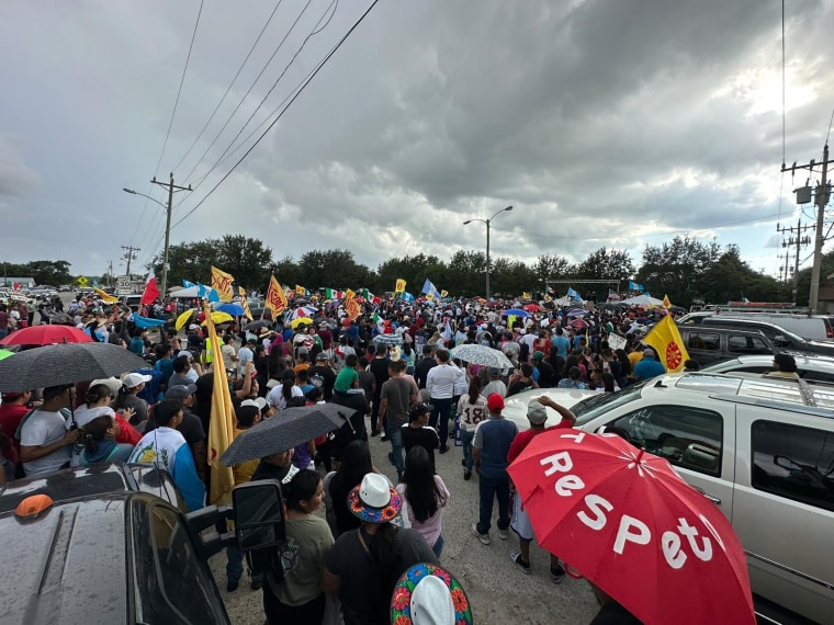 Manifestación masiva en Immokalee, Florida, contra la ley antiinmigrante de DeSantis que entra en vigor el 1 de julio. 