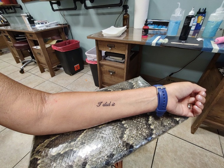 Start TODAY Kristine Davis got a tattoo that reads "I did it"
