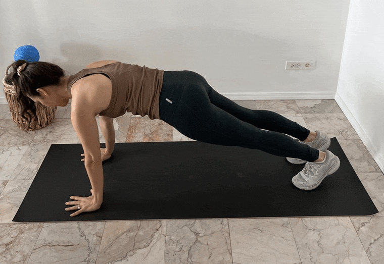 Plank shoulder tap forearm workout