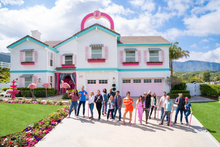 Barbie's Real-Life Malibu Dreamhouse Gets Bright Pink Paint Job