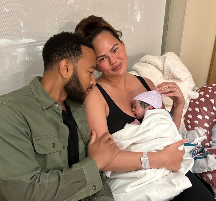 Chrissy Teigen and John Legend welcome baby #4