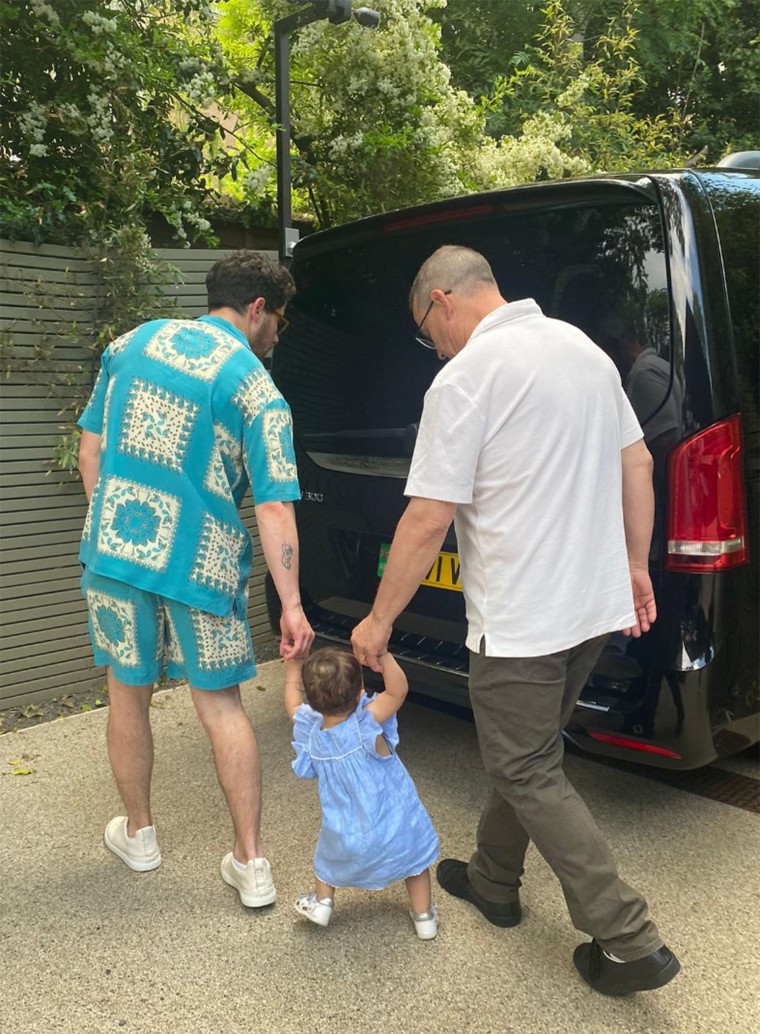 Nick Jonas, Malti and his father