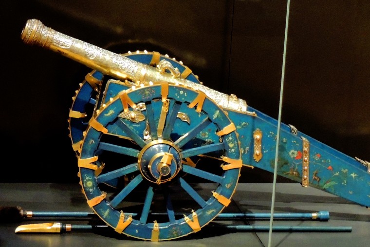 Canon presented by the Dutch colonial administrator to the King of Kandy circa 1745.