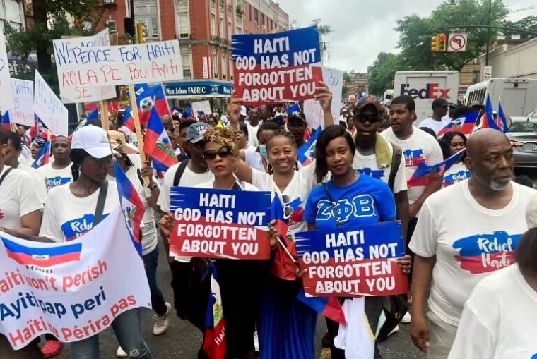 Xamayla Rose marching with supporters in Brooklyn, N.Y. 