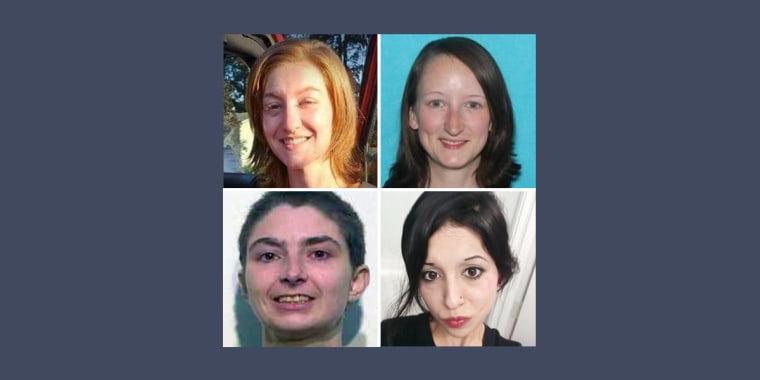 Arriba a la izquierda, Kristin Smith, Bridget Webster;  Abajo a la izquierda, Charity Perry, Ashley Real.