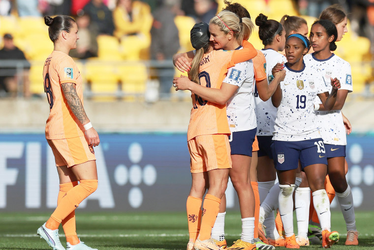 WELLINGTON, NEW ZEALAND - JULY 27: Danielle Van De Donk of Netherlands and Lindsey Horan of USA embrace after the 1-1 draw in the FIFA Women's World Cup Australia & New Zealand 2023 Group E match between USA and Netherlands at Wellington Regional Stadium on July 27, 2023 in Wellington, New Zealand. (Photo by Buda Mendes/Getty Images)