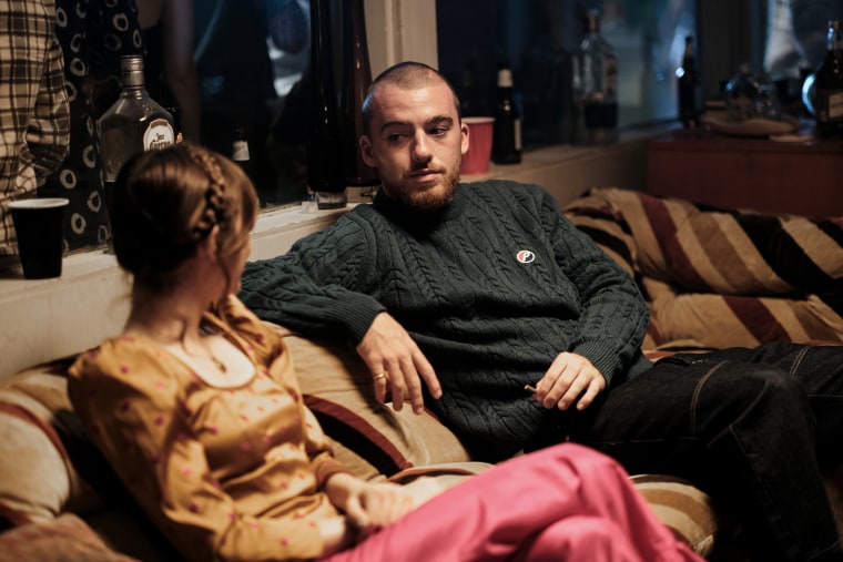 Angus Cloud e Maude Apatow na segunda temporada de "Euphoria" na HBO.