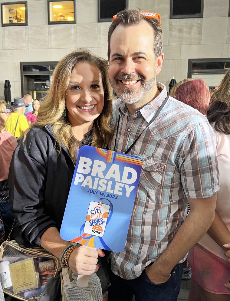 Chelsea and Justin Ohlemiller traveled from Indiana to see Brad Paisley on TODAY. At their wedding, she walked down the aisle to one of Paisley's songs.