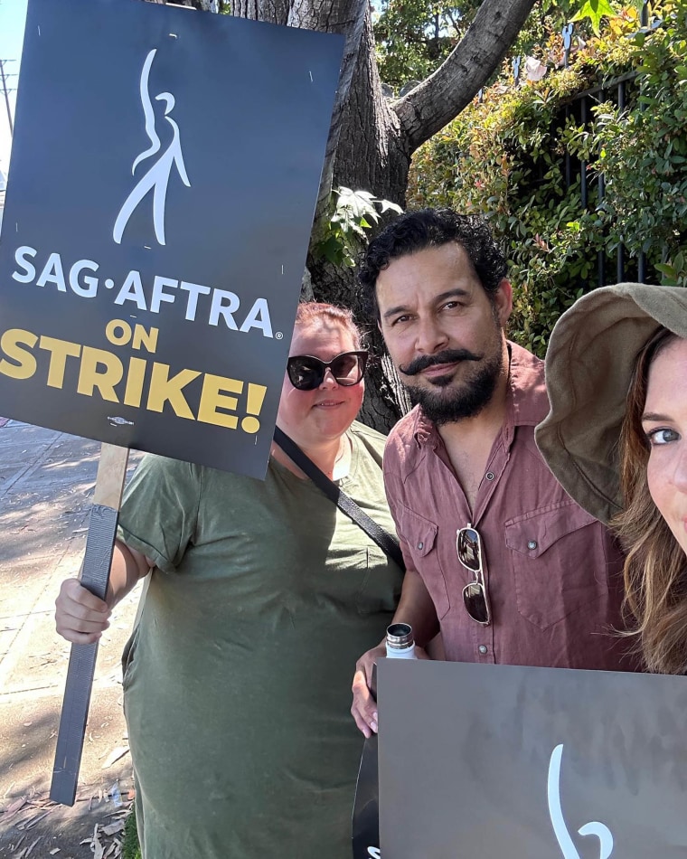 The "This Is Us" co-stars on the picket line.
