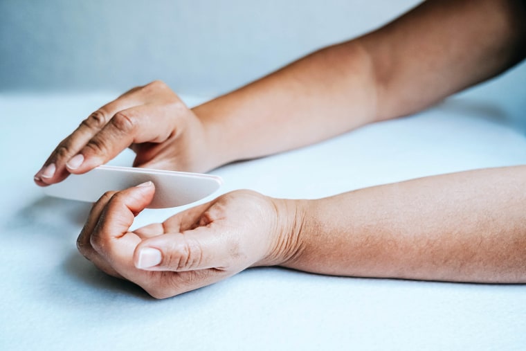 What Causes White Spots on Fingernails | LearnSkin