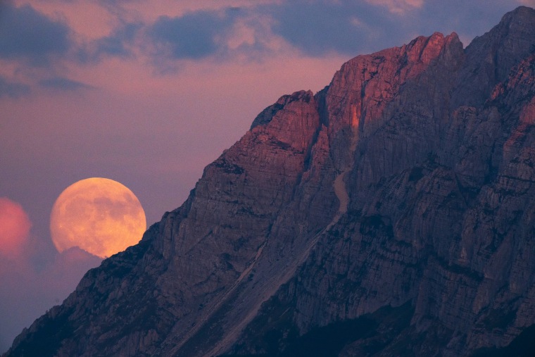 Sturgeon Full Super Moon Rises In Italy