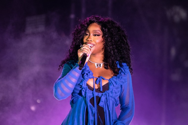 Sza performs during Wireless Festival at Finsbury Park on July 8, 2022 in London.