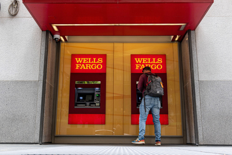 A Wells Fargo Bank Branch Ahead Of Earnings Figures