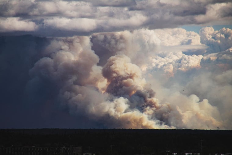 Residents of Canada's Northwest Territories race to flee capital as wildfire nears
