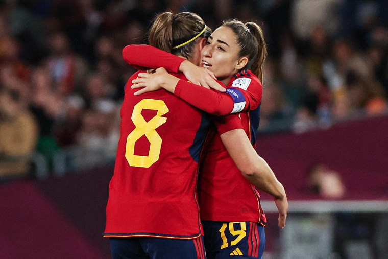 Olga Carmona learned her father died after scoring the lone goal in Spain's  World Cup win - Yahoo Sports