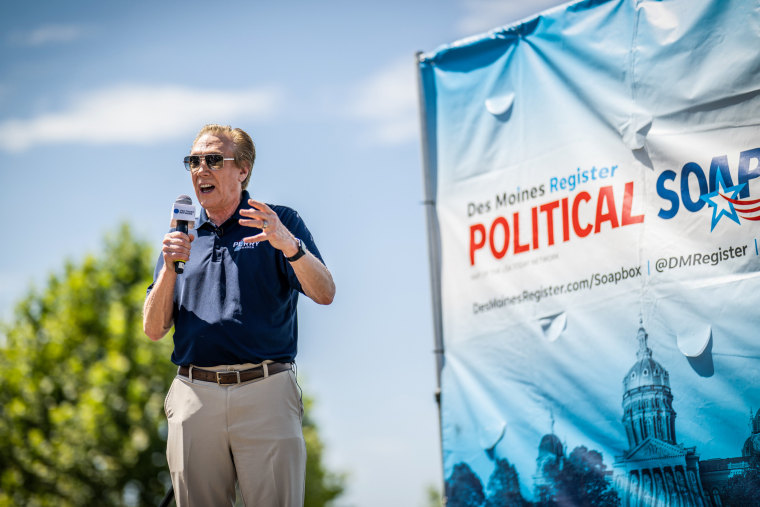 Image: Presidential Hopefuls Make The Rounds At The Iowa State Fair