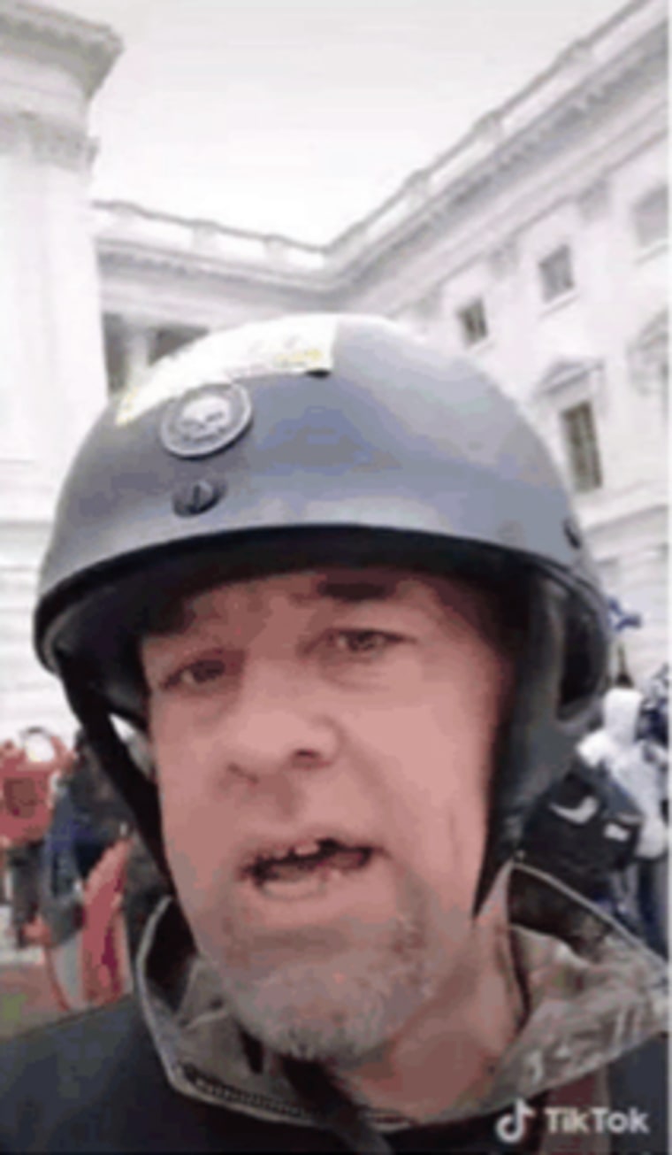 Capitol rioter who bragged he ‘took the White House’ charged with lying to the FBI