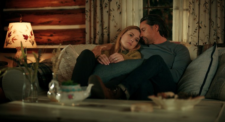 Alexandra Breckenridge as Mel Monroe and Martin Henderson as Jack Sheridan in "Virgin River."