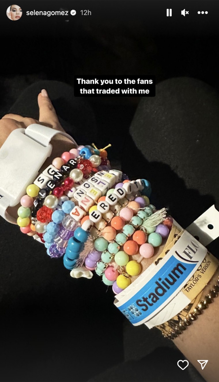 Gomez showed her beaded best friends bracelet.