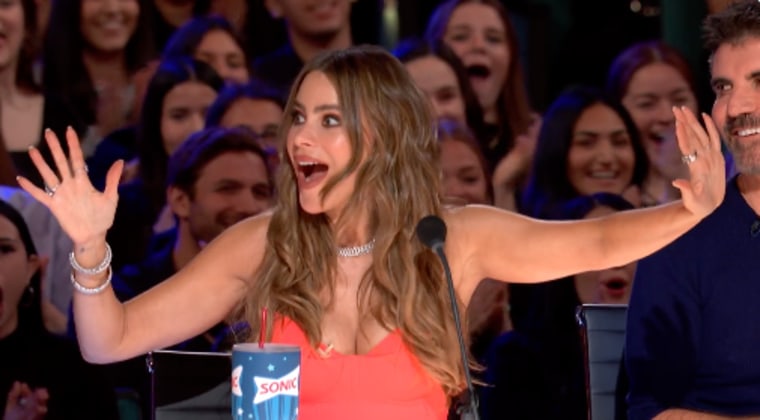 Sofia Vergara couldn't contain her excitement and surprised as Gabriel Henrique broke out in song.